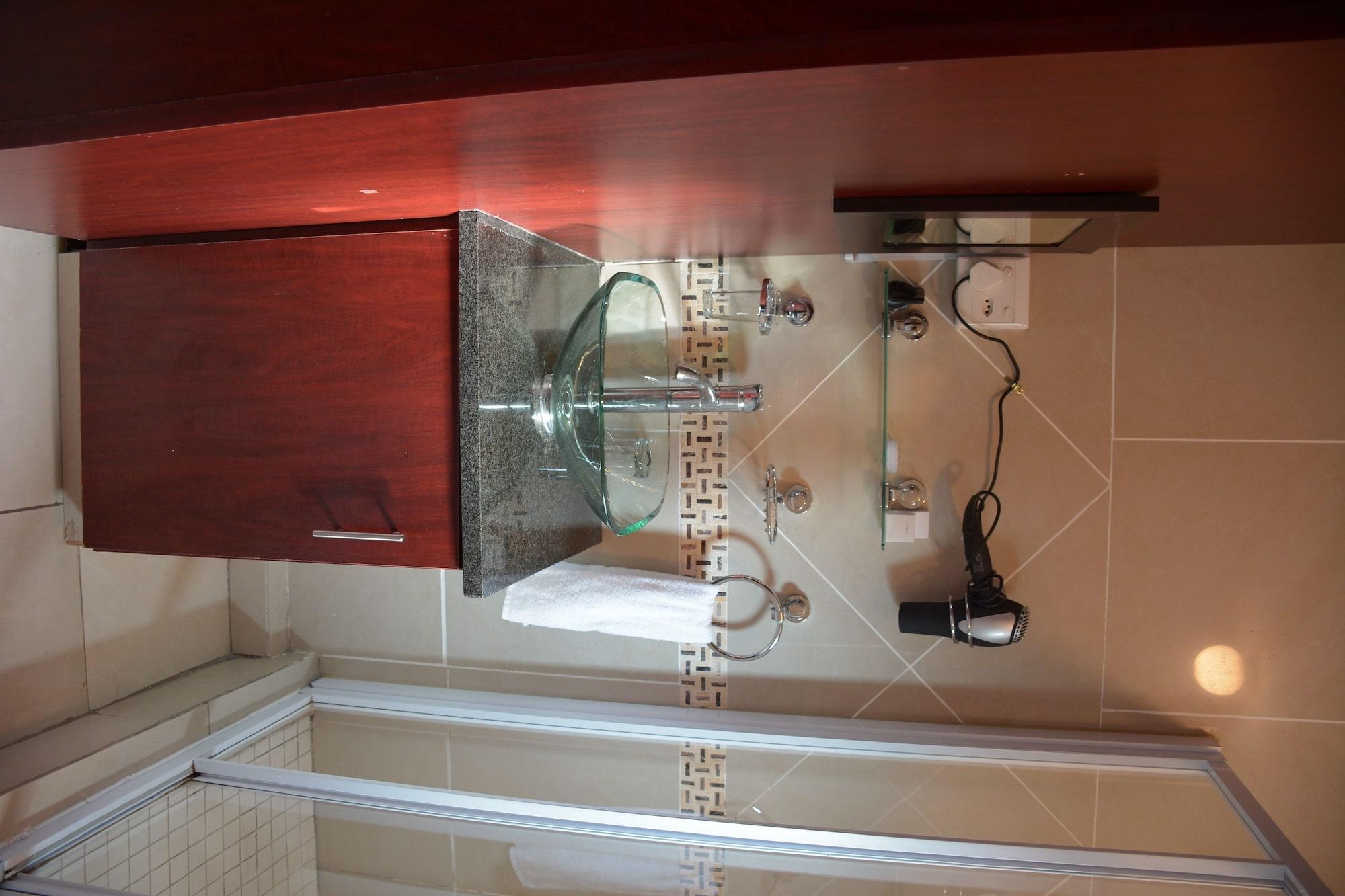 Cozy Nest Guest House דורבן מראה חיצוני תמונה