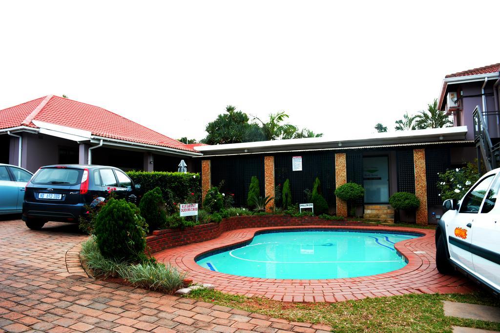 Cozy Nest Guest House דורבן מראה חיצוני תמונה