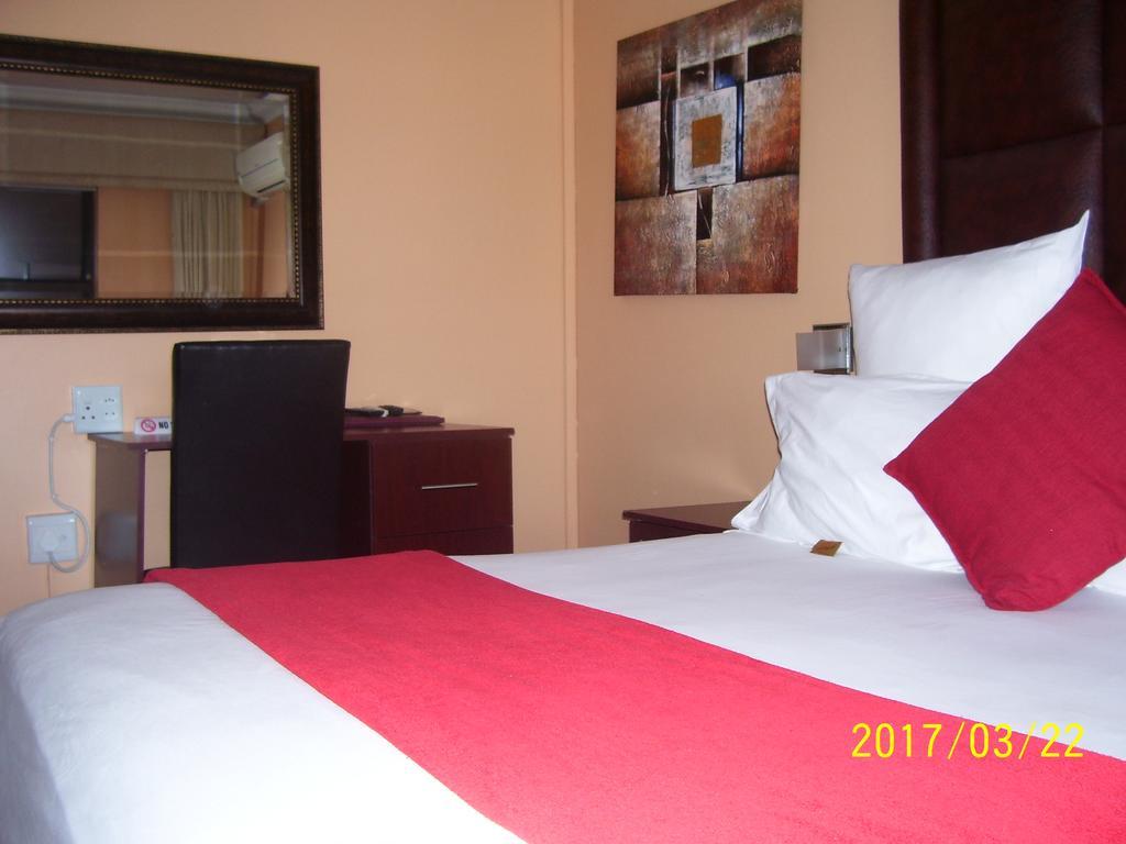 Cozy Nest Guest House דורבן מראה חיצוני תמונה